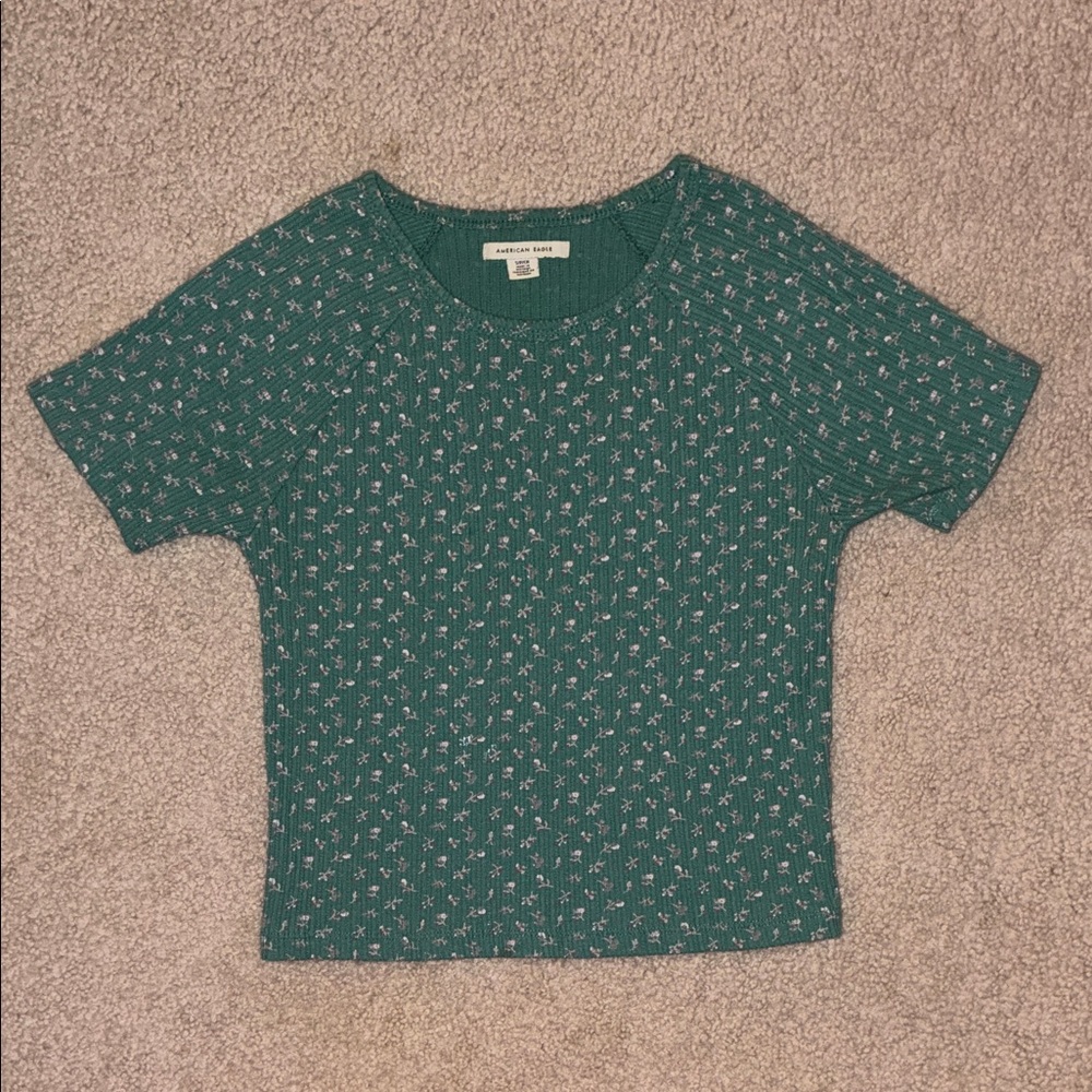 American Eagle Outfitters Women’s Green Top